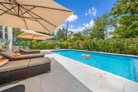 House in Miami, Florida 3 bedrooms, 135.27 sq.m. № 1799539 - photo 21