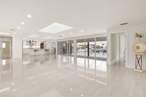 Villa ou maison à vendre à Punta Gorda, Floride: 4 chambres, 258.55 m2 № 1538537 - photo 9