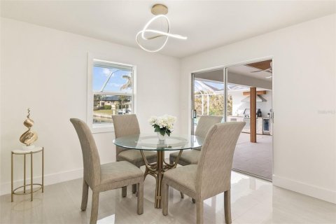 Villa ou maison à vendre à Punta Gorda, Floride: 4 chambres, 258.55 m2 № 1538537 - photo 16