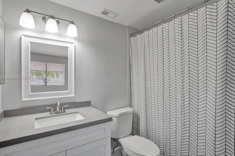 Casa en venta en Davie, Florida, 2 dormitorios, 121.89 m2 № 2074329 - foto 11