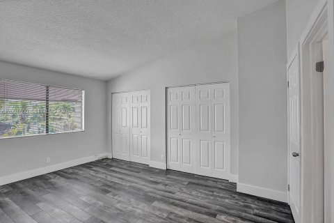 Casa en venta en Davie, Florida, 2 dormitorios, 121.89 m2 № 2074329 - foto 13