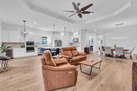 Casa en venta en Palmetto, Florida, 3 dormitorios, 215.81 m2 № 1913414 - foto 9