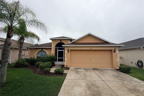 Villa ou maison à Wesley Chapel, Floride 3 chambres, 152.36 m2 № 2405762