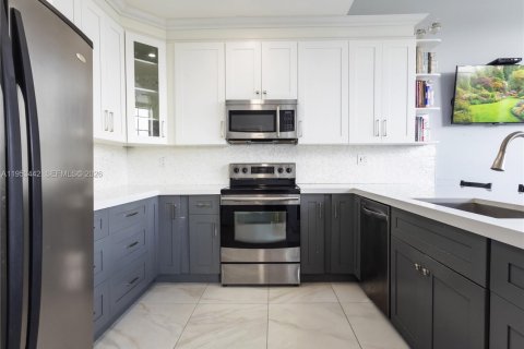 Casa en venta en Doral, Florida, 4 dormitorios, 248.51 m2 № 2029915 - foto 17