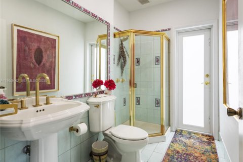 Casa en venta en Doral, Florida, 4 dormitorios, 248.51 m2 № 2029915 - foto 22