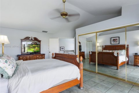 Casa en venta en Doral, Florida, 4 dormitorios, 248.51 m2 № 2029915 - foto 25