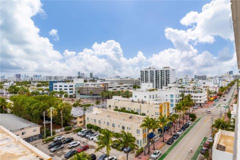 Condominio en venta en Miami Beach, Florida, 1 dormitorio, 61.22 m2 № 2090269 - foto 16