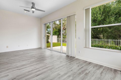 Casa en venta en Hobe Sound, Florida, 3 dormitorios, 187.38 m2 № 2386847 - foto 6