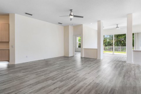 Casa en venta en Hobe Sound, Florida, 3 dormitorios, 187.38 m2 № 2386847 - foto 9