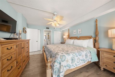 Condominio en venta en Indian Shores, Florida, 3 dormitorios, 109.62 m2 № 2224327 - foto 24