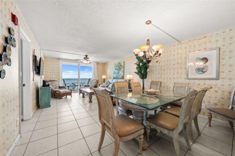 Condominio en venta en Indian Shores, Florida, 3 dormitorios, 109.62 m2 № 2224327 - foto 11