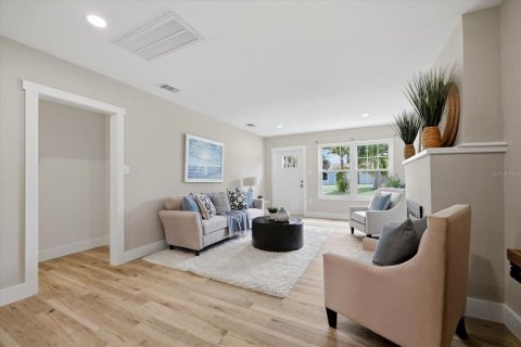 Casa en venta en Belleair Beach, Florida, 2 dormitorios, 157.75 m2 № 2150851 - foto 13