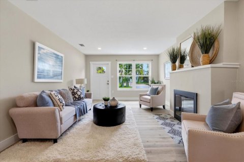 Casa en venta en Belleair Beach, Florida, 2 dormitorios, 157.75 m2 № 2150851 - foto 9