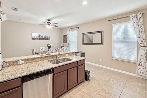 Touwnhouse à vendre à Lake Mary, Floride: 3 chambres, 214.33 m2 № 2215639 - photo 16