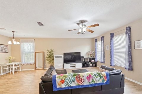 Touwnhouse à vendre à Lake Mary, Floride: 3 chambres, 214.33 m2 № 2215639 - photo 6