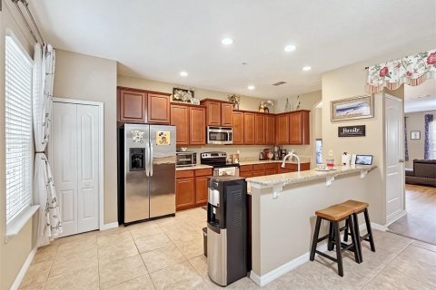 Touwnhouse à vendre à Lake Mary, Floride: 3 chambres, 214.33 m2 № 2215639 - photo 9