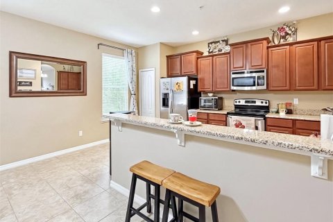 Touwnhouse à vendre à Lake Mary, Floride: 3 chambres, 214.33 m2 № 2215639 - photo 13