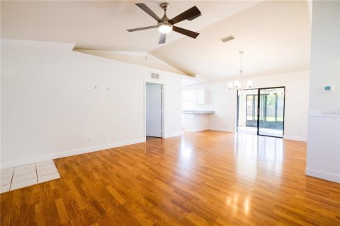 Villa ou maison à vendre à Ocala, Floride: 3 chambres, 135.82 m2 № 2383665 - photo 13