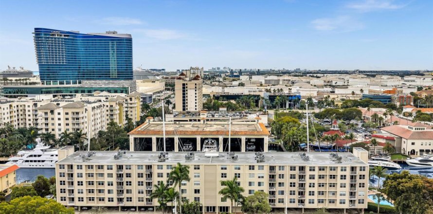 Condominio en Fort Lauderdale, Florida, 2 dormitorios № 2153666