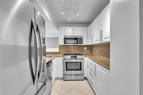 Condominio en venta en Fort Lauderdale, Florida, 2 dormitorios, 94.76 m2 № 2153666 - foto 25