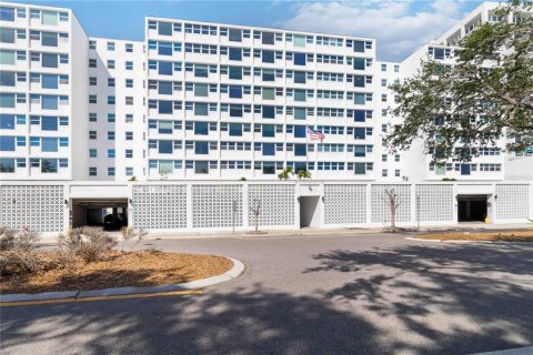 Condominio en venta en Sarasota, Florida, 2 dormitorios, 140.1 m2 № 1717772 - foto 1