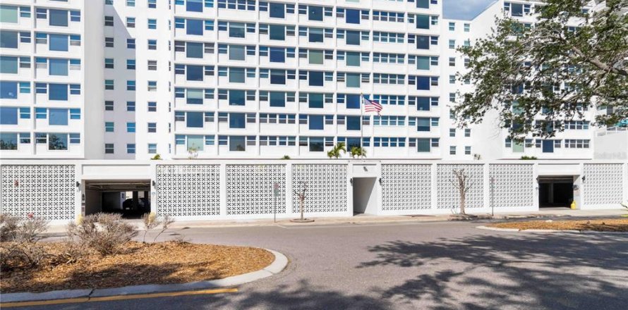 Condominio en Sarasota, Florida, 2 dormitorios № 1717772
