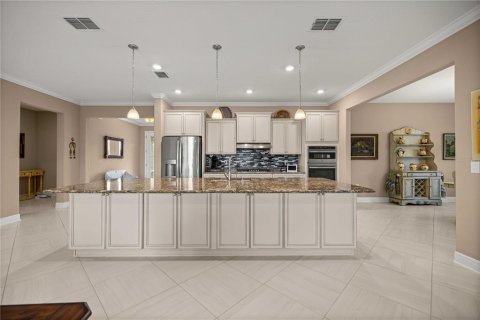 House in Ocala, Florida 3 bedrooms, 261.52 sq.m. № 2199732 - photo 13