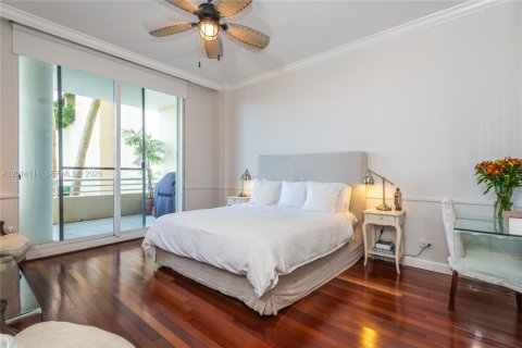 Copropriété à louer à Miami, Floride: 2 chambres, 166.3 m2 № 2076195 - photo 11