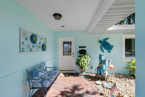 Villa ou maison à vendre à Saint Petersburg, Floride: 4 chambres, 233.74 m2 № 1914813 - photo 18