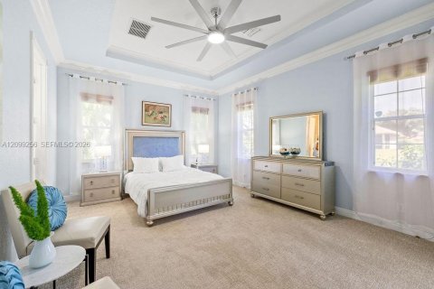 House in Vero Beach, Florida 4 bedrooms, 300.54 sq.m. № 2395088 - photo 19