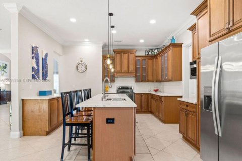 House in Vero Beach, Florida 4 bedrooms, 300.54 sq.m. № 2395088 - photo 13