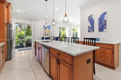 House in Vero Beach, Florida 4 bedrooms, 300.54 sq.m. № 2395088 - photo 16