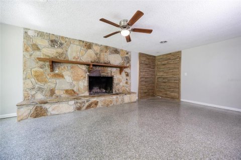 House in Gainesville, Florida 3 bedrooms, 153.47 sq.m. № 1851209 - photo 15