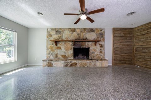 House in Gainesville, Florida 3 bedrooms, 153.47 sq.m. № 1851209 - photo 14