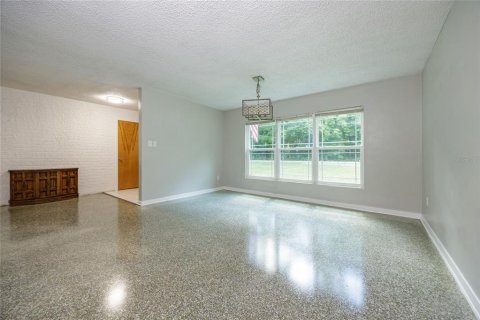 House in Gainesville, Florida 3 bedrooms, 153.47 sq.m. № 1851209 - photo 10