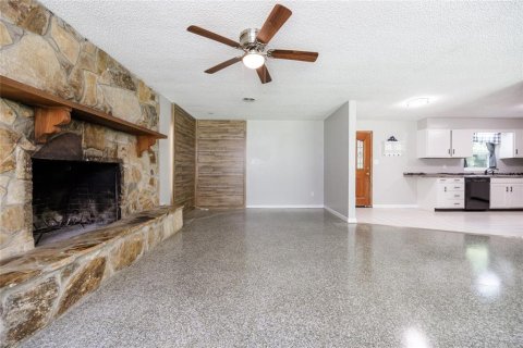 House in Gainesville, Florida 3 bedrooms, 153.47 sq.m. № 1851209 - photo 17