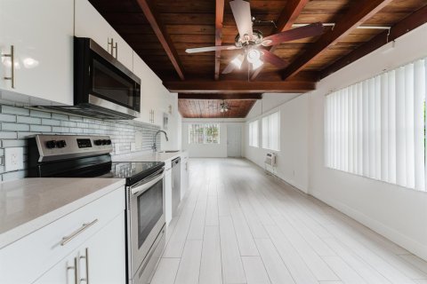 Villa ou maison à louer à Boca Raton, Floride: 3 chambres, 101.45 m2 № 2365849 - photo 7