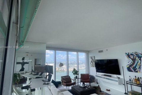 Condo in Miami, Florida, 2 bedrooms  № 2081357 - photo 21