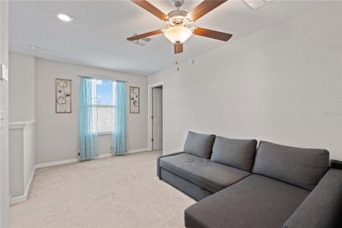 House in Tampa, Florida 4 bedrooms, 177.81 sq.m. № 2429087 - photo 19