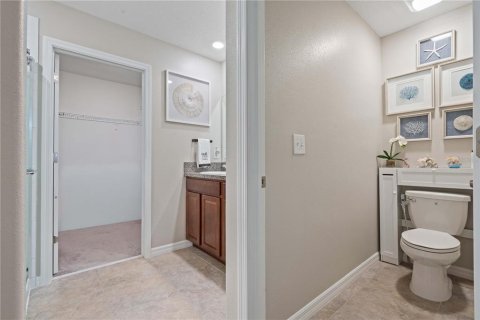 House in Tampa, Florida 4 bedrooms, 177.81 sq.m. № 2429087 - photo 22