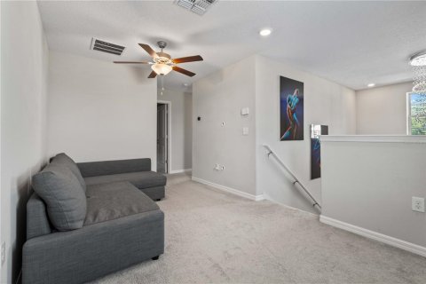House in Tampa, Florida 4 bedrooms, 177.81 sq.m. № 2429087 - photo 18