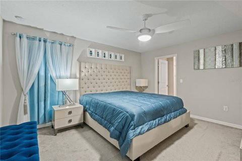 House in Tampa, Florida 4 bedrooms, 177.81 sq.m. № 2429087 - photo 20