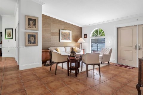 Villa ou maison à vendre à Miami, Floride: 3 chambres, 148.92 m2 № 2088682 - photo 8