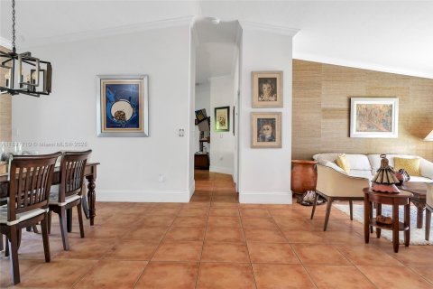 Villa ou maison à vendre à Miami, Floride: 3 chambres, 148.92 m2 № 2088682 - photo 9