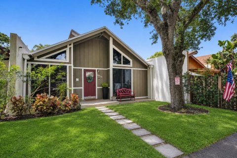 Touwnhouse à Fort Lauderdale, Floride 2 chambres, 107.02 m2 № 2274742