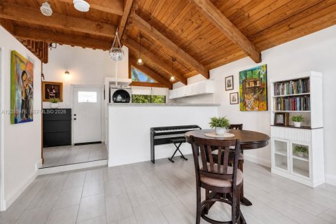Touwnhouse à vendre à Fort Lauderdale, Floride: 2 chambres, 107.02 m2 № 2274742 - photo 9