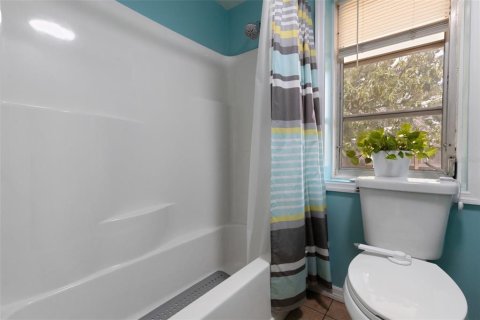 House in Nokomis, Florida 3 bedrooms, 130.06 sq.m. № 1761182 - photo 28