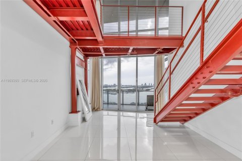 Condominio en alquiler en Miami, Florida, 2 dormitorios, 157.47 m2 № 2030203 - foto 5