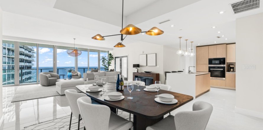 Condo in Riviera Beach, Florida, 3 bedrooms  № 2158297