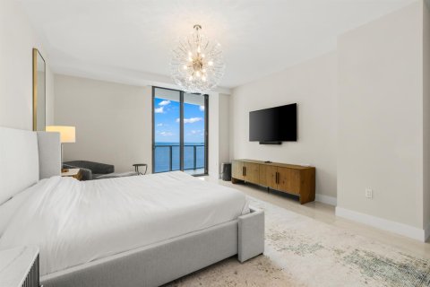 Condo in Riviera Beach, Florida, 3 bedrooms  № 2158297 - photo 11